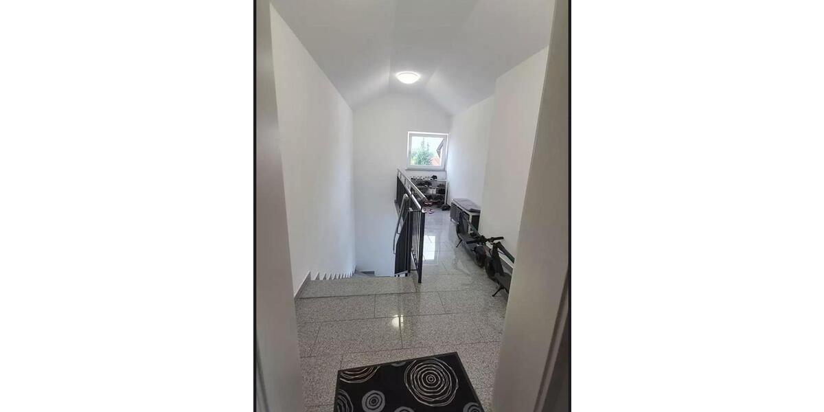 Dachgeschoßwohnung Bad Rappenau - 4 Zimmer, 125 m&sup2;, 1.350&euro; | Angebot:26416215