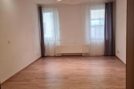 Wohnung Balingen - 5 Zimmer, 110 m&sup2;, 1.000&euro; | Angebot:25208340
