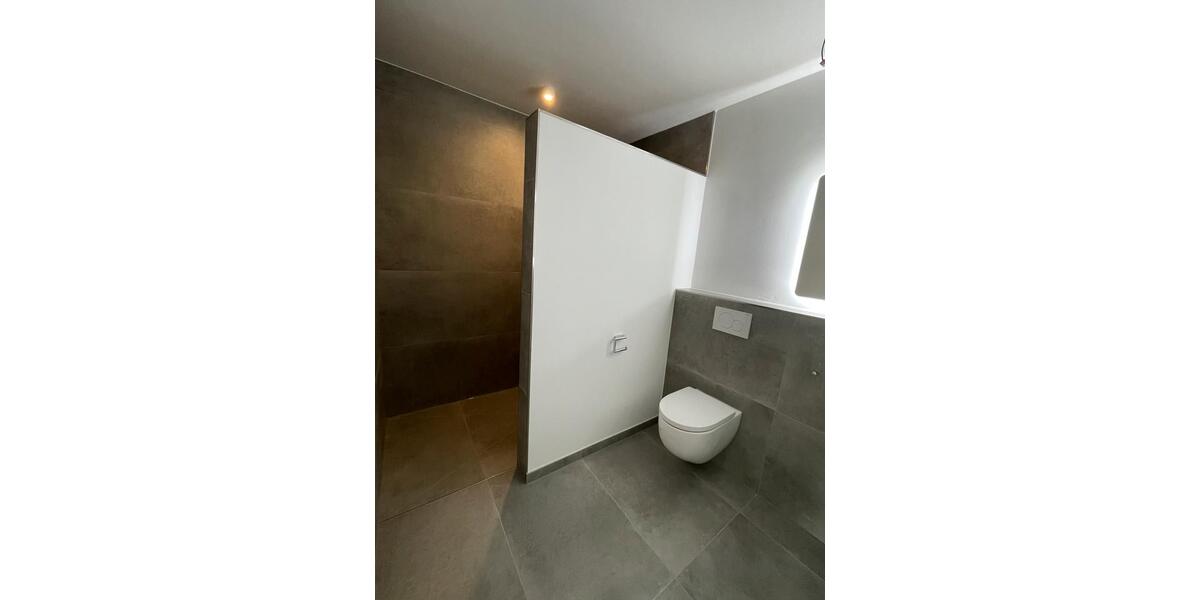 Etagenwohnung Lingen (Ems) - 2 Zimmer, 77 m&sup2;, 968&euro; | Angebot:24829273