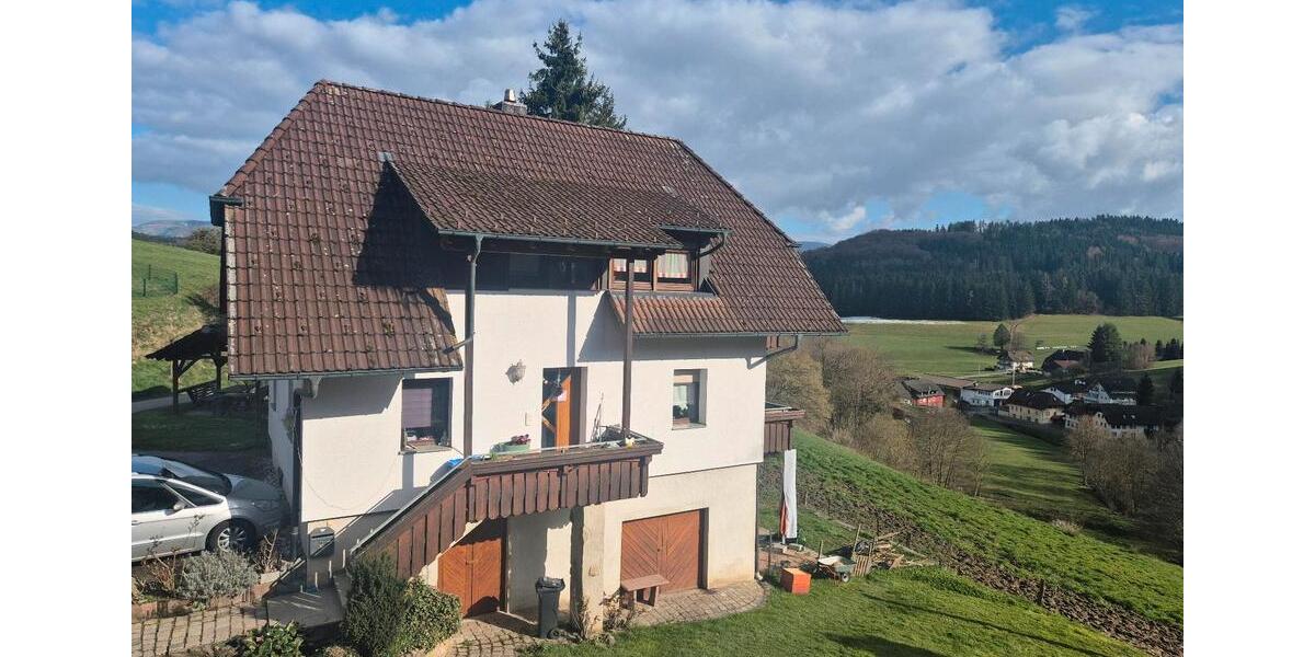 Einfamilienhaus Elzach - 6 Zimmer, 130 m&sup2;, 1.450&euro; | Angebot:26036416
