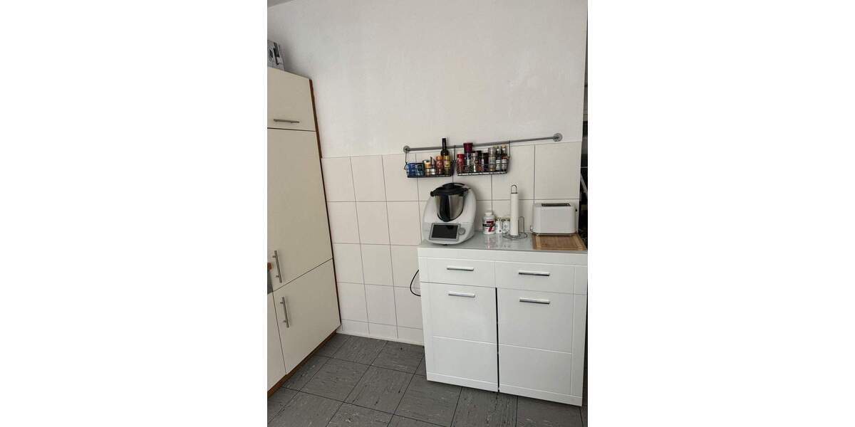 Etagenwohnung Trier Kürenz - 2 Zimmer, 68 m&sup2;, 850&euro; | Angebot:26740579