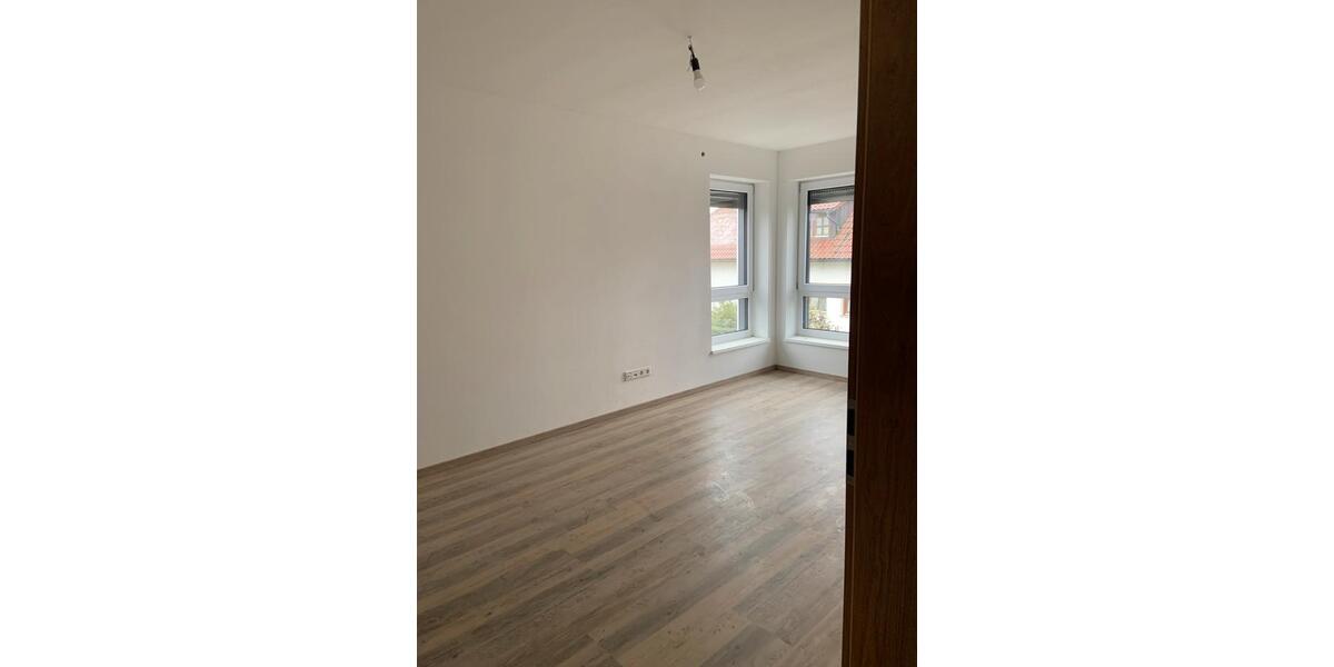 Erdgeschoßwohnung Neunburg vorm Wald - 3 Zimmer, 77 m&sup2;, 650&euro; | Angebot:26039850