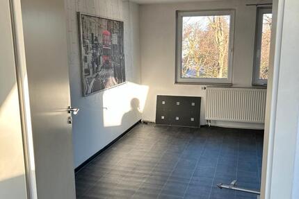 Helle 2-Zimmer-Wohnung - 50 m², Stellplatz & kleiner Garten 2 zimmer