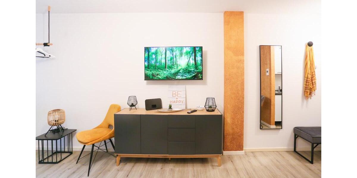 Modernes Business-Studio | Parkplatz | Hbf | All-in 1 zimmer