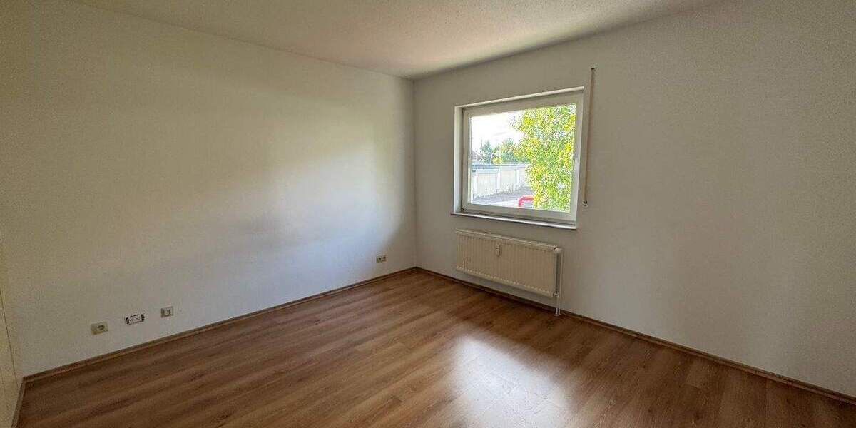 Reihenmittelhaus Binsfeld - 4 Zimmer, 122 m&sup2;, 979&euro; | Angebot:23086325