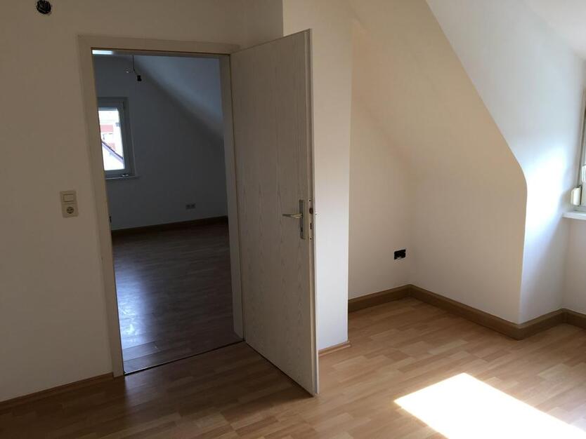 Zwei schöne Zimmer für Dich - nahe S-Bahn! *Pauschale Nebenkosten zimmer