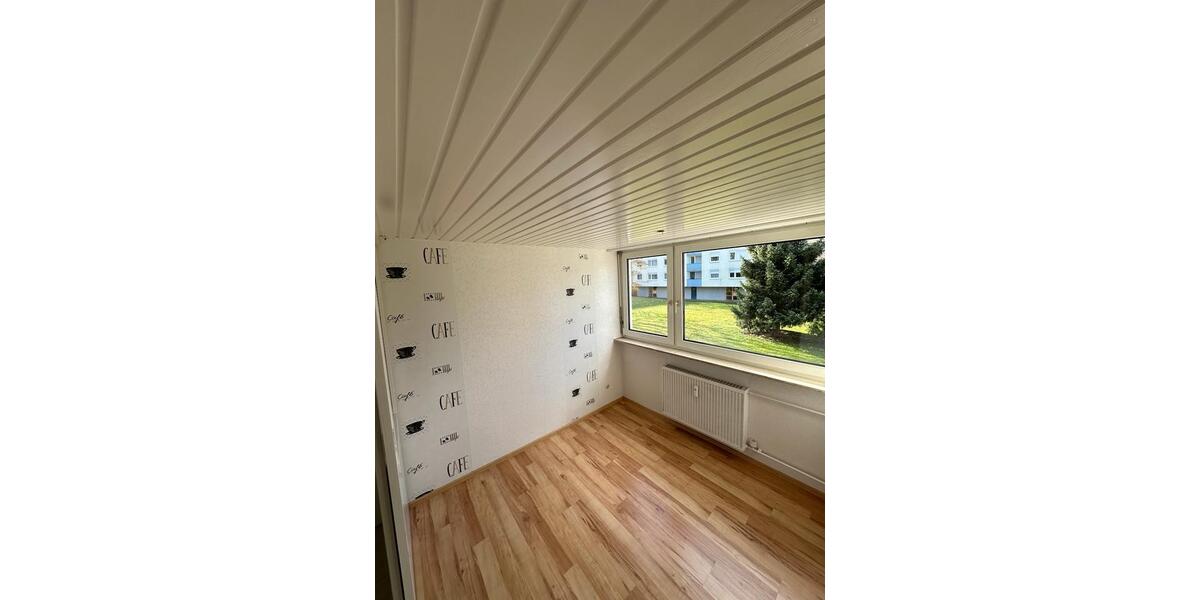 Erdgeschoßwohnung Pforzheim Eutingen - 3 Zimmer, 80 m&sup2;, 1.205&euro; | Angebot:25407198