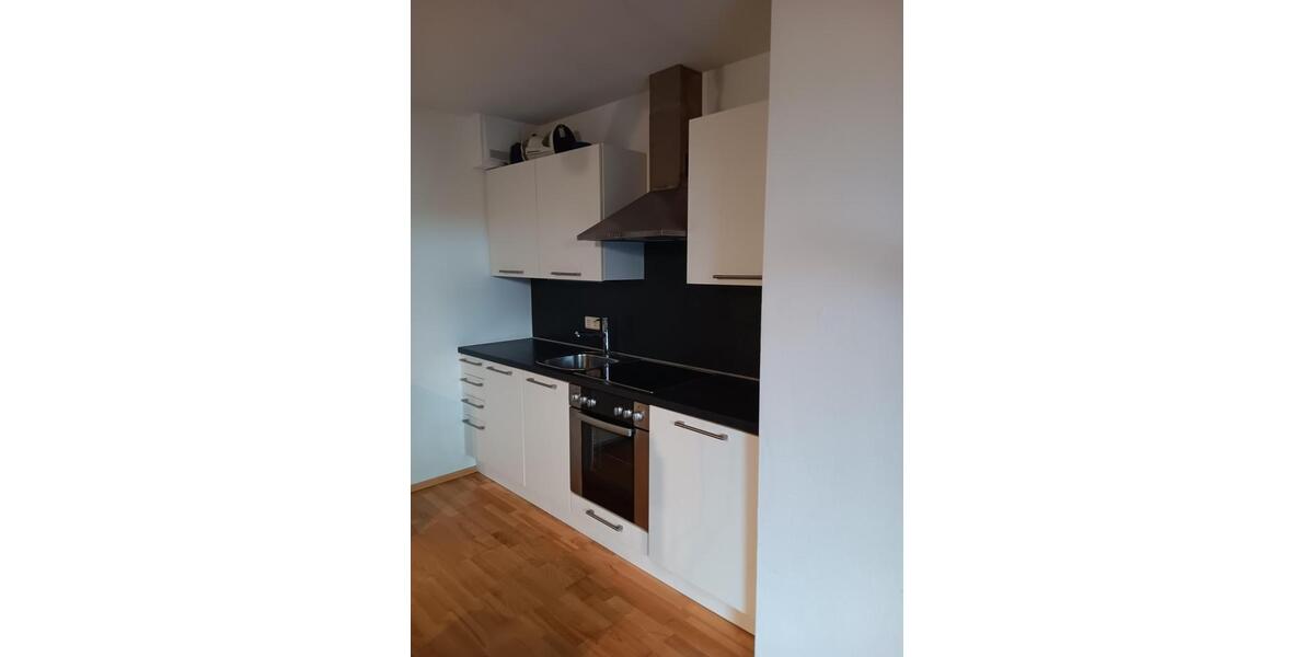 provisionsfrei: Charmante möbelierte 2-Zi Wohnung mit Terrasse 2 zimmer