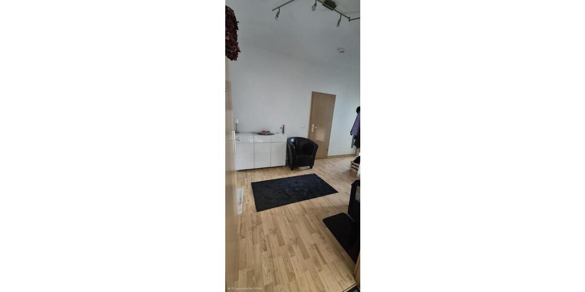 Etagenwohnung Sömmerda - 3 Zimmer, 91 m&sup2;, 700&euro; | Angebot:26279346