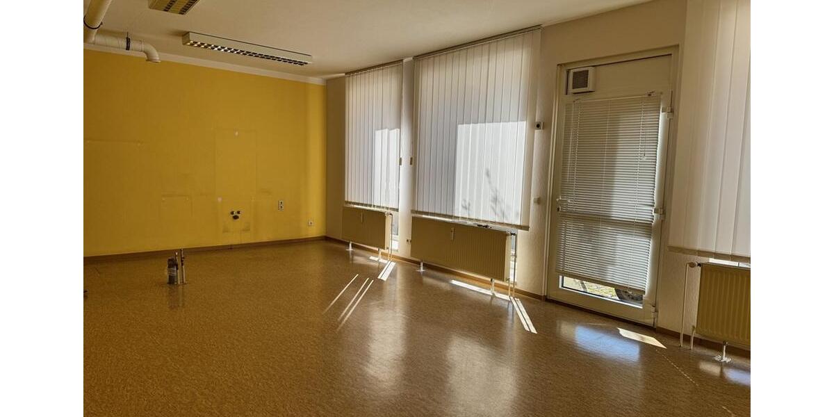 Gewerbeobjekt Güsten - 365&euro; | Angebot:19605693