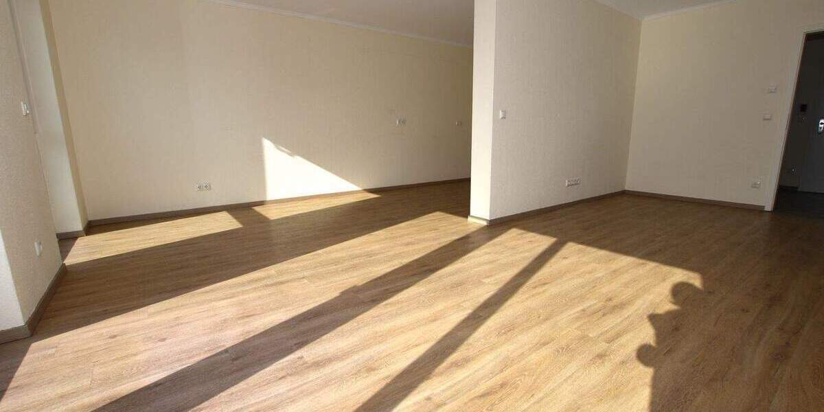 Etagenwohnung Hemer - 2 Zimmer, 83 m&sup2;, 995&euro; | Angebot:26155723