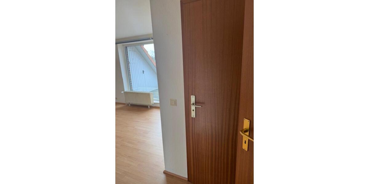 Dachgeschoßwohnung Parchim - 2 Zimmer, 48 m&sup2;, 410&euro; | Angebot:25868137