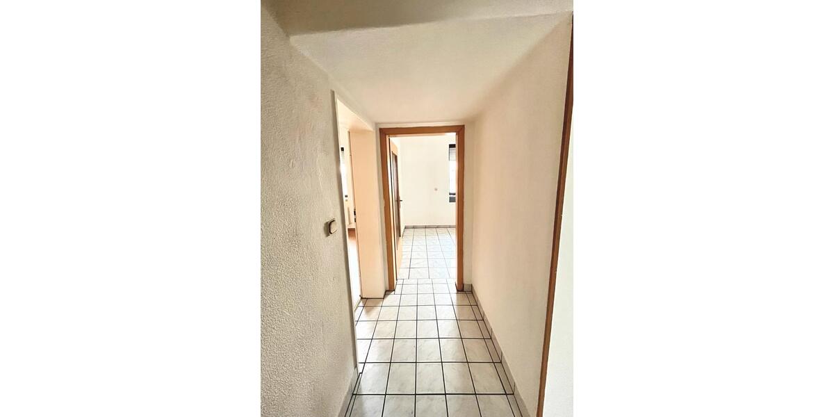 Erdgeschoßwohnung Gummersbach Berstig Süd - 3 Zimmer, 85 m&sup2;, 680&euro; | Angebot:24954454