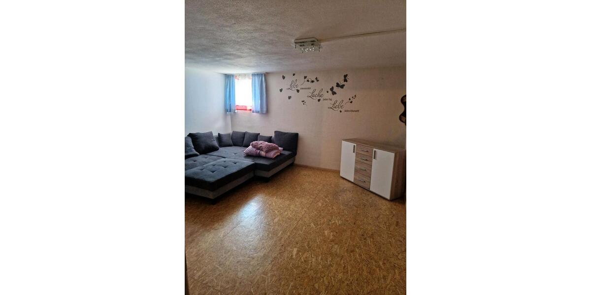 Etagenwohnung Bernried - 3 Zimmer, 100 m&sup2;, 500&euro; | Angebot:26004610