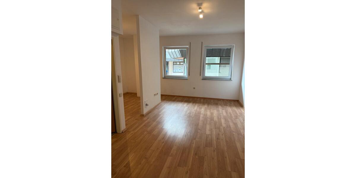 Erdgeschoßwohnung Vöhringen - 1.5 Zimmer, 27 m&sup2;, 390&euro; | Angebot:26565043
