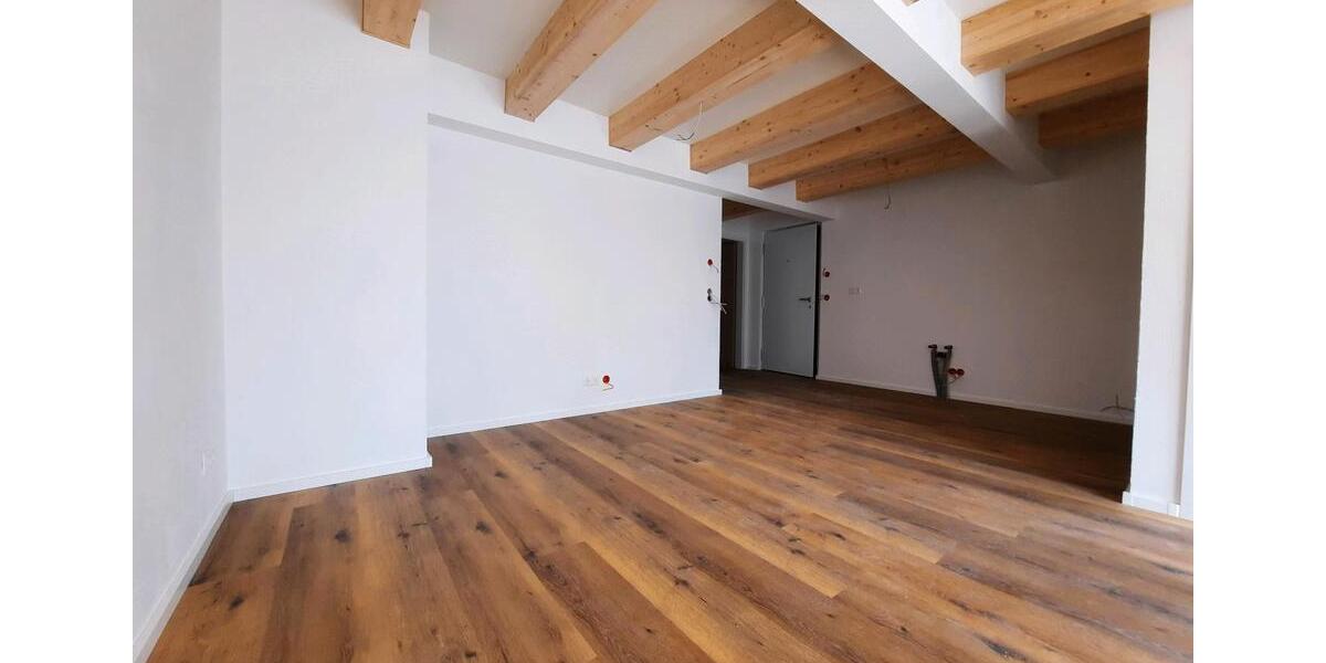 Etagenwohnung Zimmern ob Rottweil - 2 Zimmer, 420 m&sup2;, 490&euro; | Angebot:26183202