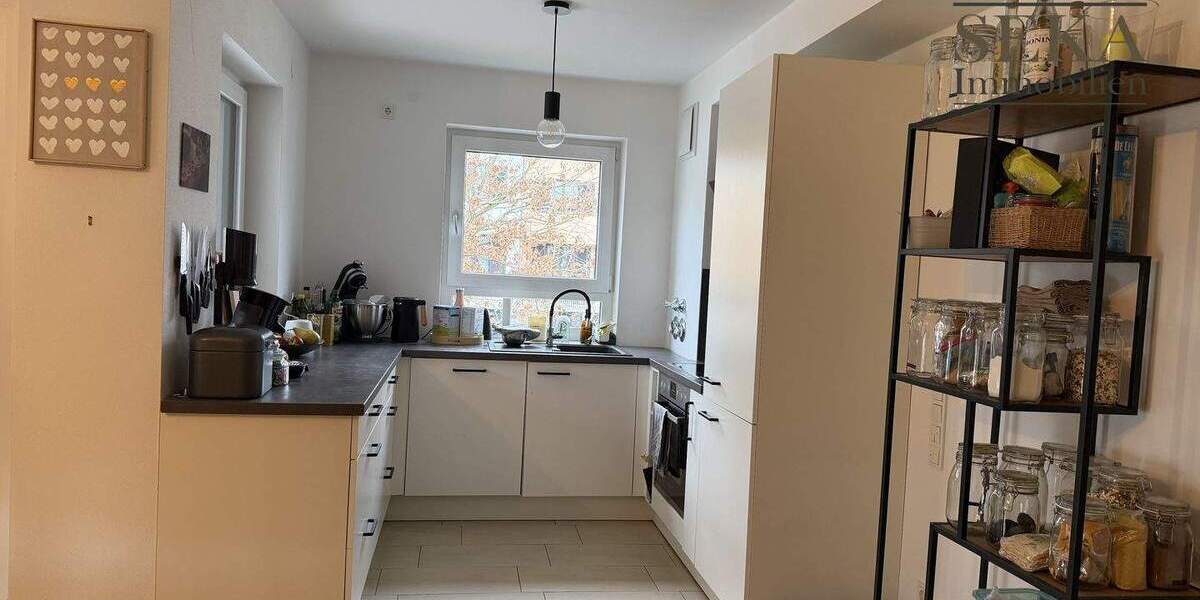 Etagenwohnung Deggendorf - 3 Zimmer, 78 m&sup2;, 930&euro; | Angebot:25674737