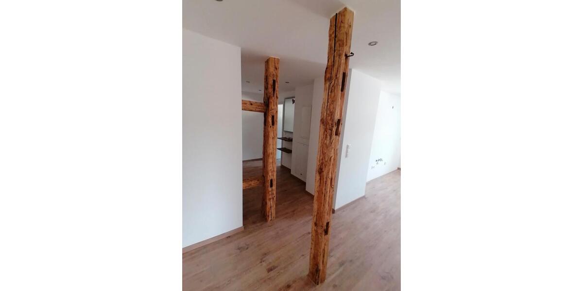 Dachgeschoßwohnung Sonneberg - 2 Zimmer, 62 m&sup2;, 590&euro; | Angebot:25976122