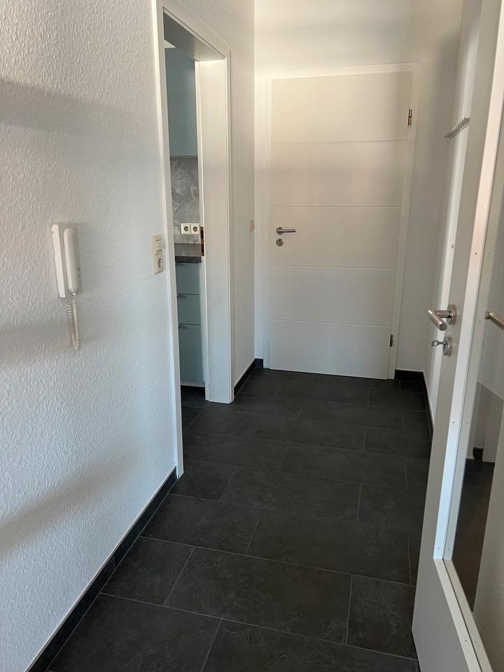 Großzügige 3-Zimmer Wohnung mit neuer Einbauküche zu vermieten zimmer