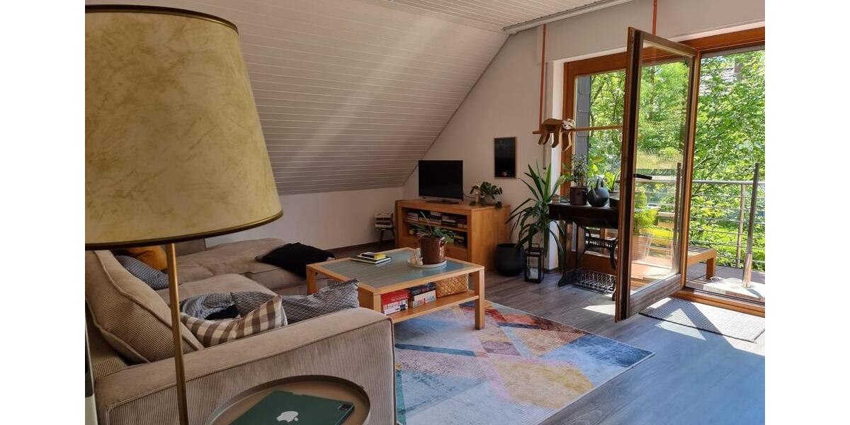 Dachgeschoßwohnung Detmold - 2 Zimmer, 73 m&sup2;, 690&euro; | Angebot:26045541