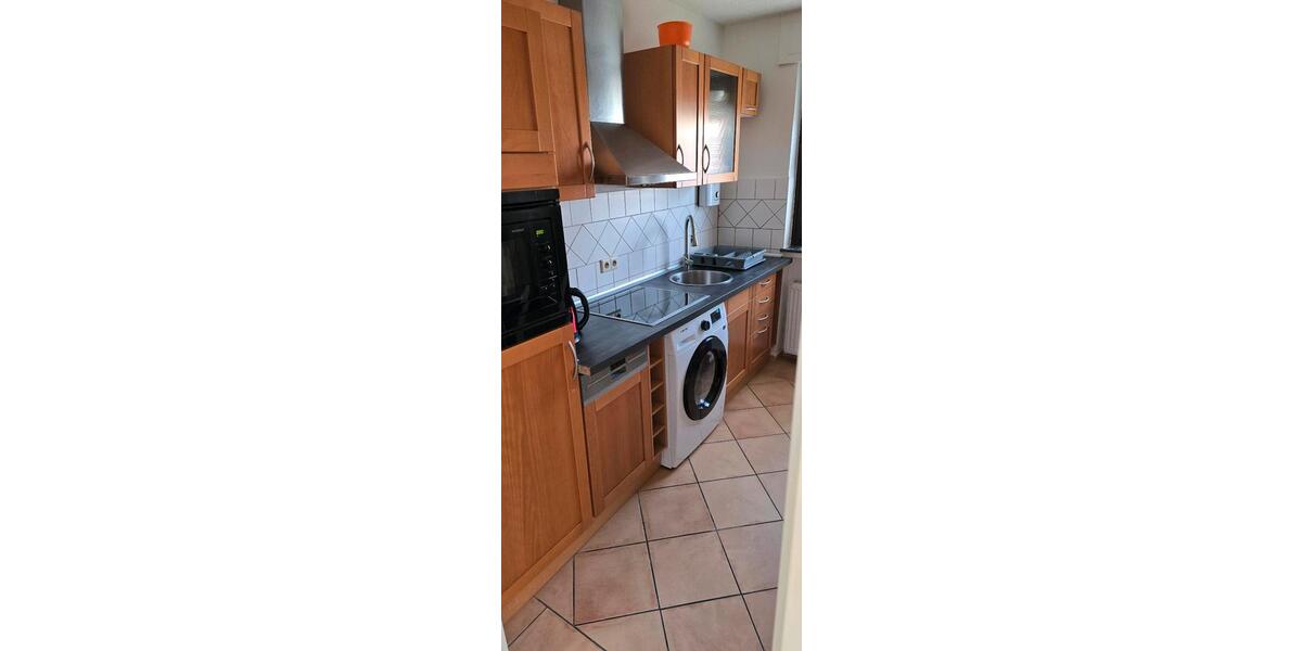 Erdgeschoßwohnung Preußisch Oldendorf - 9 Zimmer, 190 m&sup2;, 15&euro; | Angebot:25641521