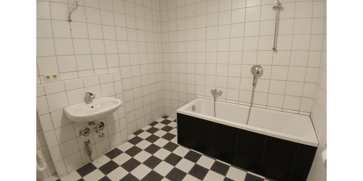 Dachgeschoßwohnung Lichtenfels - 4 Zimmer, 99 m&sup2;, 750&euro; | Angebot:24524275