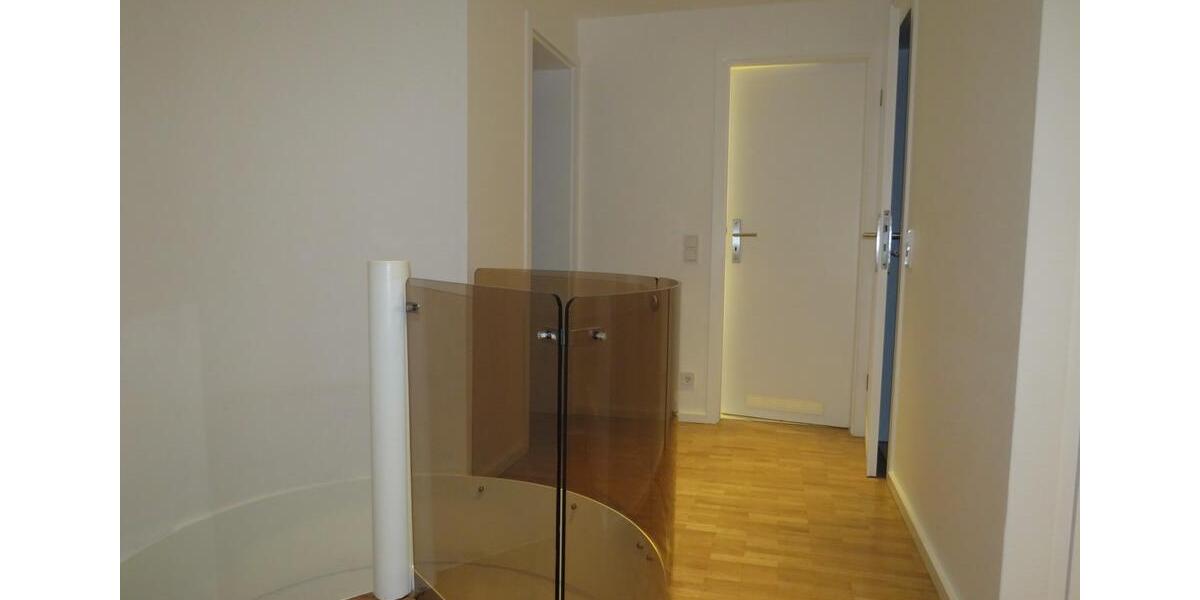 Terrassenwohnung Düsseldorf Stadtbezirk 6 - 3 Zimmer, 101 m&sup2;, 2.195&euro; | Angebot:26551079