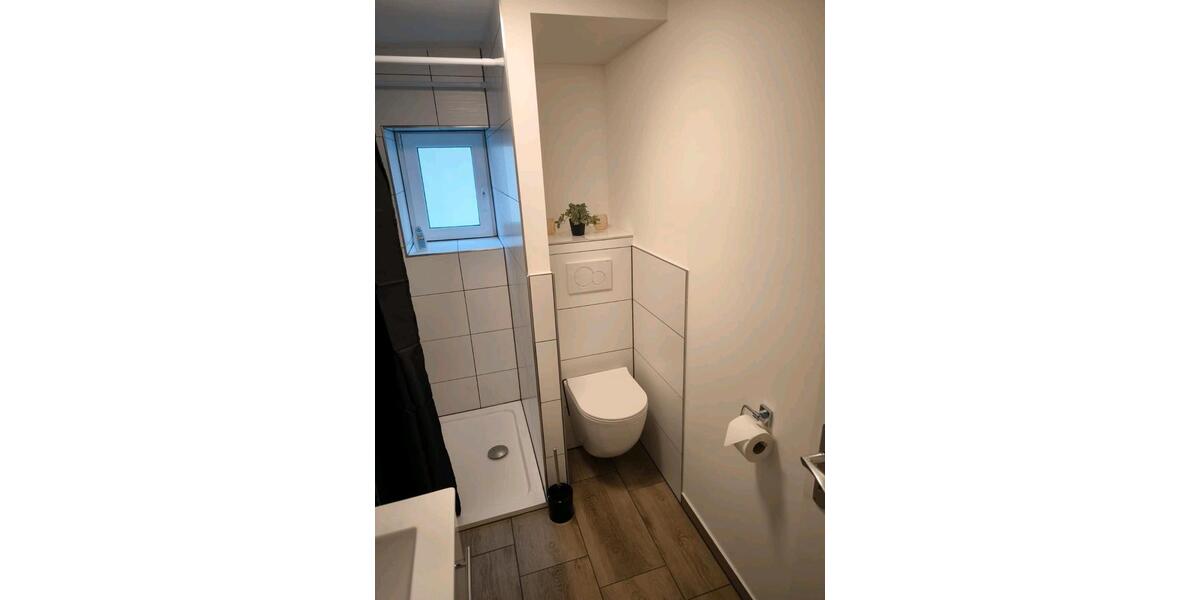 Wohnen auf Zeit Kaisheim - 5 Zimmer, 6 m&sup2;, 350&euro; | Angebot:26443178