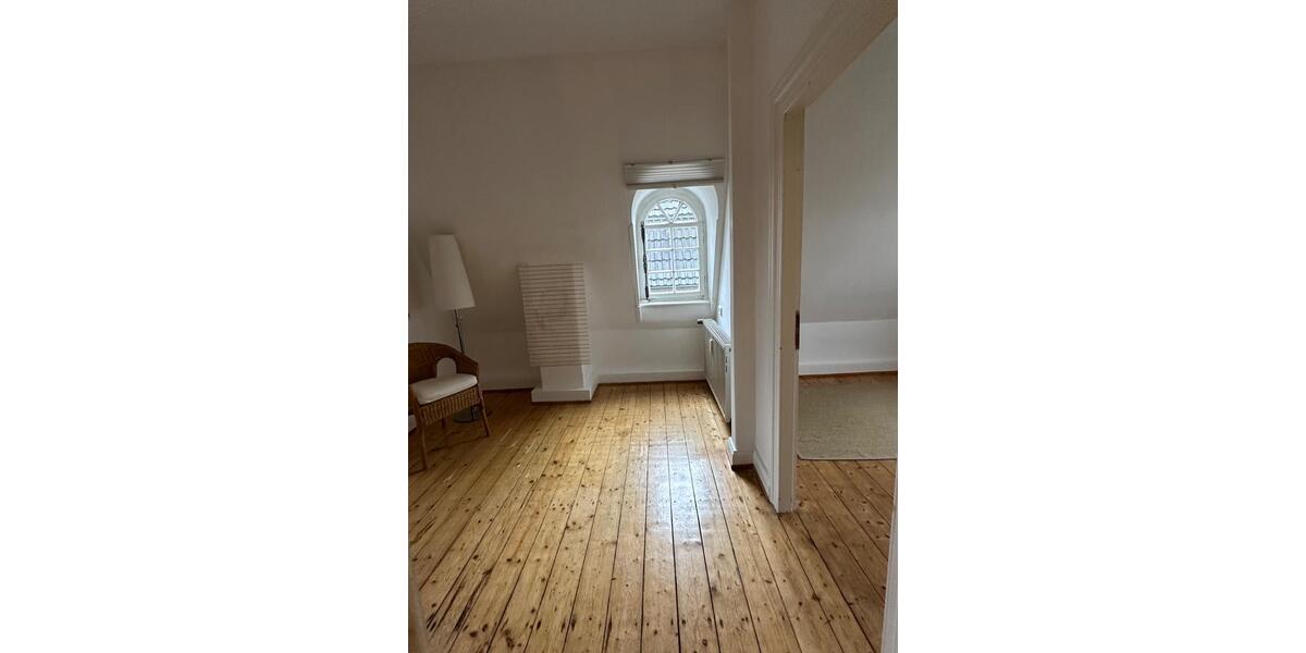 Dachgeschoßwohnung Bad Honnef - 2 Zimmer, 55 m&sup2;, 930&euro; | Angebot:26407196