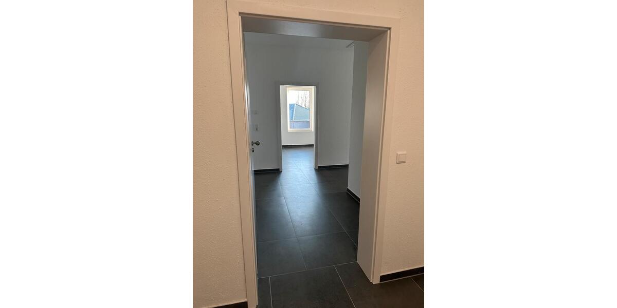 Etagenwohnung Barßel - 5 Zimmer, 92 m&sup2;, 900&euro; | Angebot:25698833