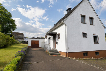 Einfamilienhaus mit großem Garten - Haus Königswinter / Thomasberg Thomasberg | Angebot:27070556
