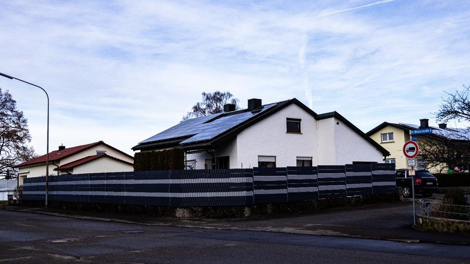 * Ruhig gelegenes EFH mit 6 Zimmern in 72461 Albstadt * 6 zimmer