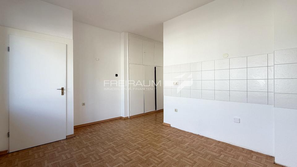 Etagenwohnung Siegen - 3 Zimmer, 78 m&sup2;, 650&euro; | Angebot:26490865