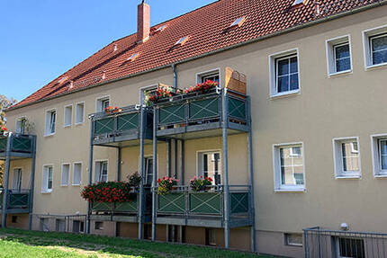2-RaumWohnung in beliebter Etage und großem Balkon!
