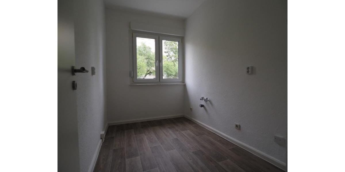 Erdgeschoßwohnung Altenburg - 3 Zimmer, 58 m&sup2;, 380&euro; | Angebot:24438850