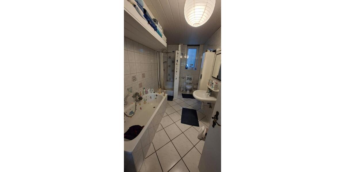 Erdgeschoßwohnung Rheda-Wiedenbrück Wiedenbrück - 5 Zimmer, 105 m&sup2;, 1.000&euro; | Angebot:26298774