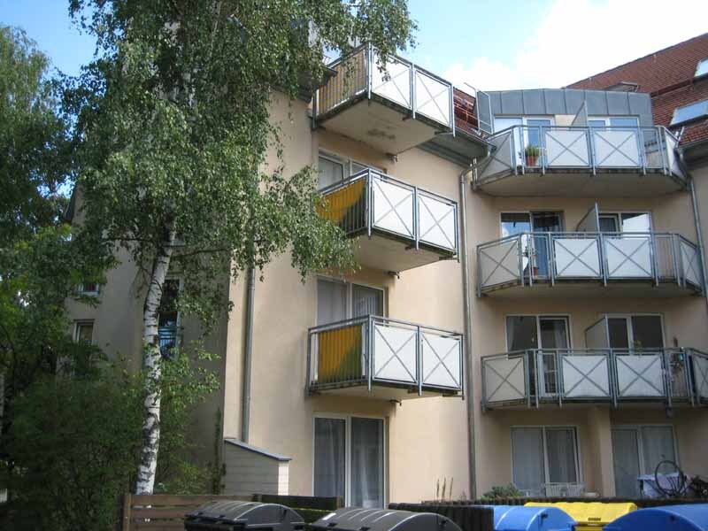 1 Zimmer-Appartement mit Balkon, Nähe Universität und Kliniken