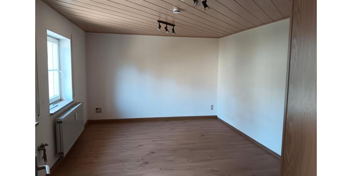 Etagenwohnung Rodewisch - 1 Zimmer, 29 m&sup2;, 160&euro; | Angebot:26047116