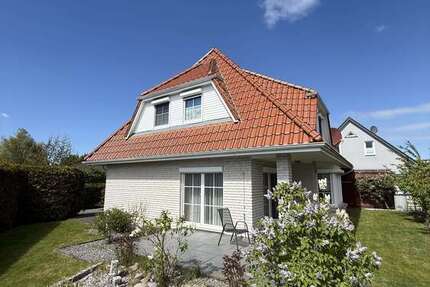 Haus Broderstorf - 4 Zimmer, 140 m&sup2;, 1.800&euro; | Angebot:26726485