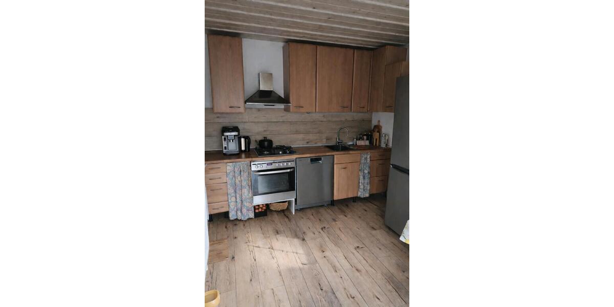 Etagenwohnung Ampfing - 3 Zimmer, 92 m&sup2;, 1.000&euro; | Angebot:25715357