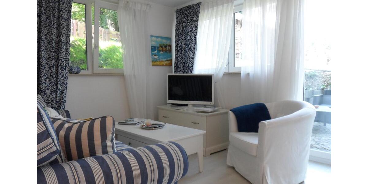 Terrassenwohnung Feldafing - 2 Zimmer, 55 m&sup2;, 1.250&euro; | Angebot:24159671