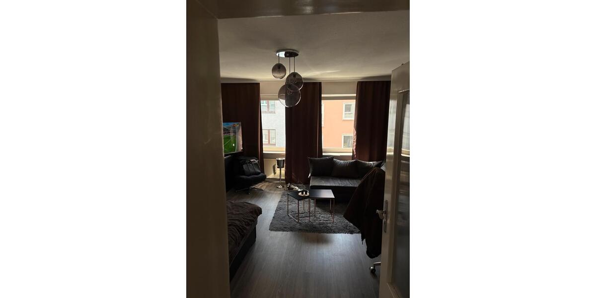 Wohnen auf Zeit Essen Stadtbezirk II - 1 Zimmer, 17 m&sup2;, 350&euro; | Angebot:26555348