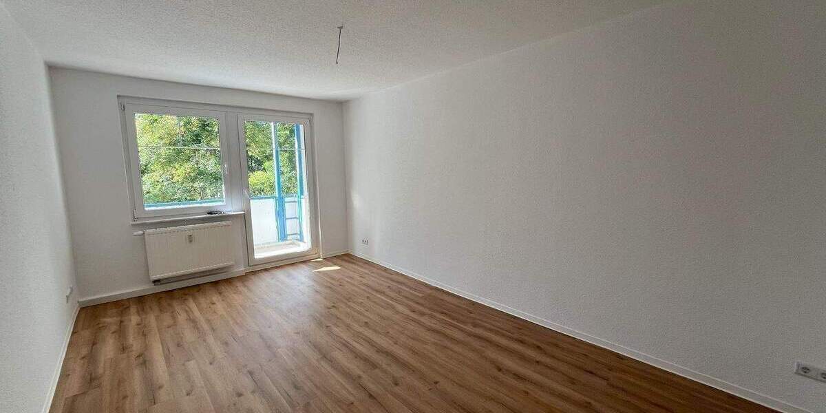 Zimmer Zwickau Eckersbach - 3 Zimmer, 60 m&sup2;, 239&euro; | Angebot:25778601