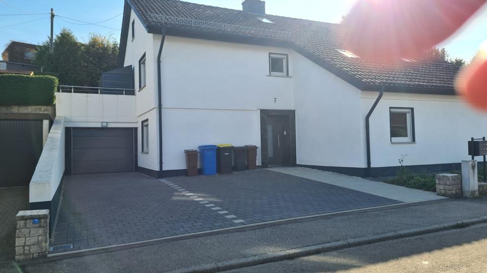 Erdgeschoßwohnung Trossingen - 4.5 Zimmer, 100 m&sup2;, 1.090&euro; | Angebot:24641629