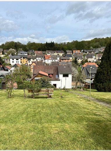 Mehrfamilienhaus, Wohnhaus Delligsen - 8 Zimmer, 200 m&sup2;, 1.200&euro; | Angebot:26235033