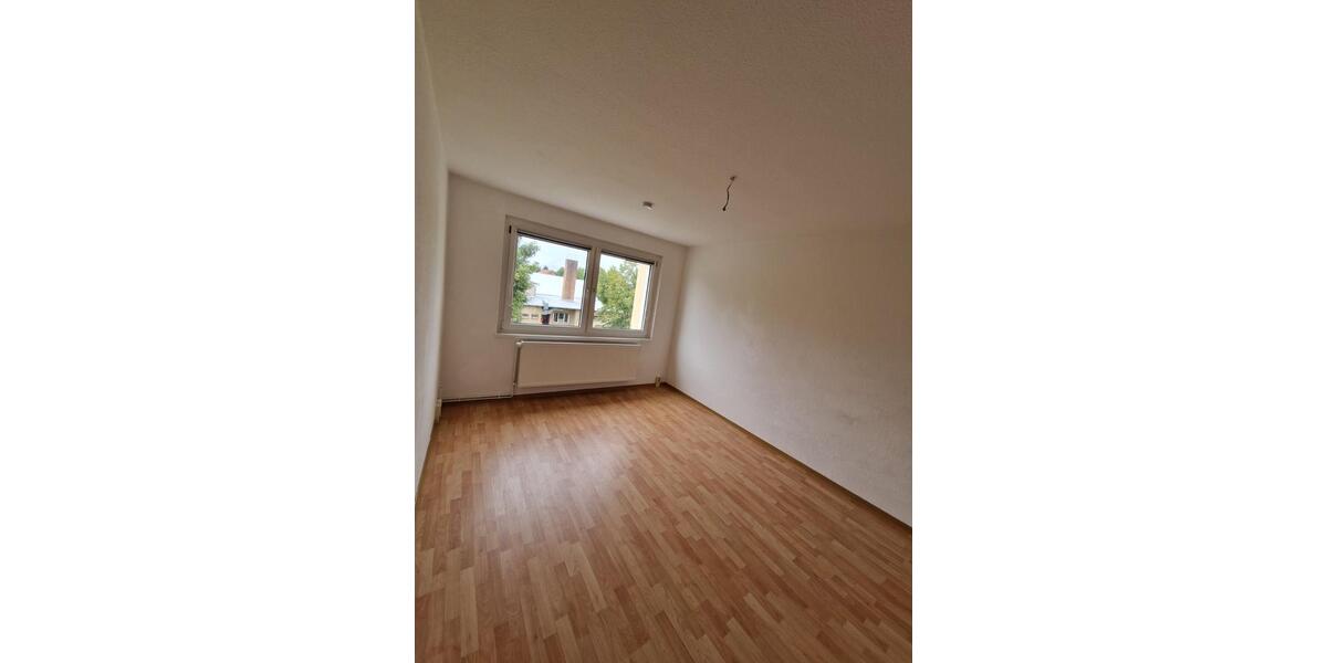 Etagenwohnung Ballenstedt - 2 Zimmer, 43 m&sup2;, 270&euro; | Angebot:25843381