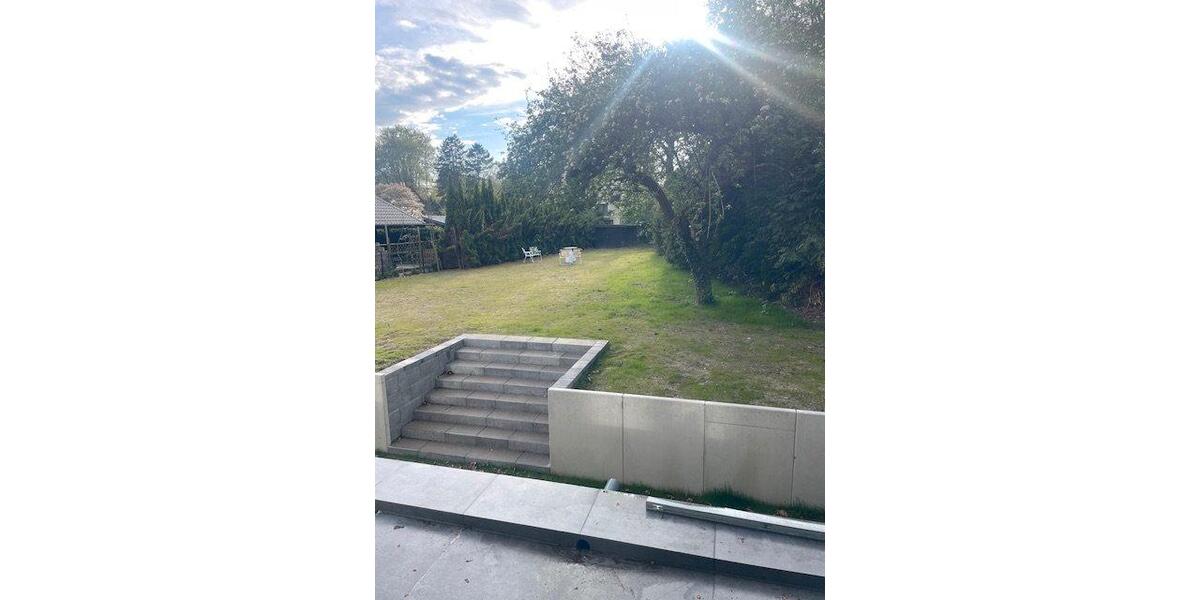 Erdgeschoßwohnung Hamburg Wandsbek - 5 Zimmer, 135 m&sup2;, 2.500&euro; | Angebot:26497068