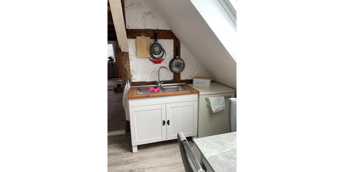 Wohnen auf Zeit Herleshausen - 3 Zimmer, 100 m&sup2;, 79&euro; | Angebot:24423829