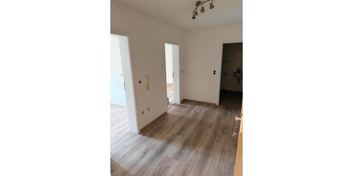 Hochparterre Nürnberg Schnepfenreuth - 3 Zimmer, 67 m&sup2;, 1.020&euro; | Angebot:26699689