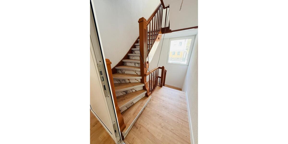 Etagenwohnung Vallendar - 3 Zimmer, 70 m&sup2;, 1.000&euro; | Angebot:25396428